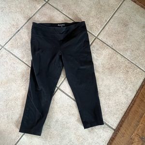 Women’s Capri pants Idealogy brand M black